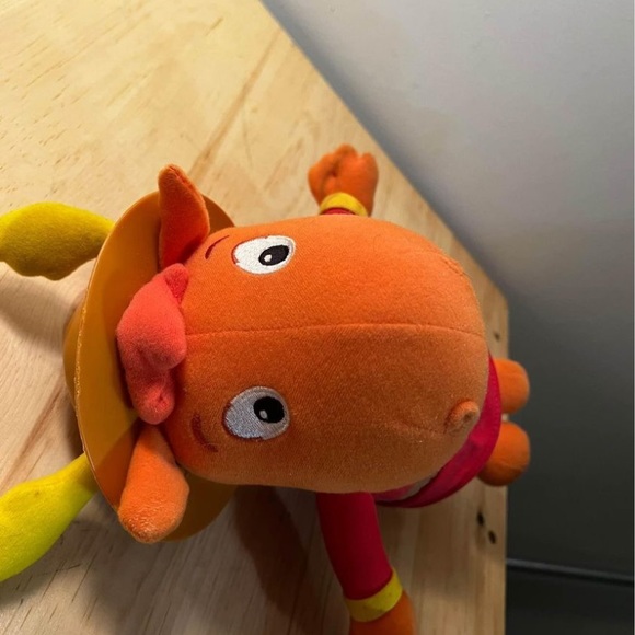 Tyrone Backyardigans Talking Plush - Picture 5 of 5